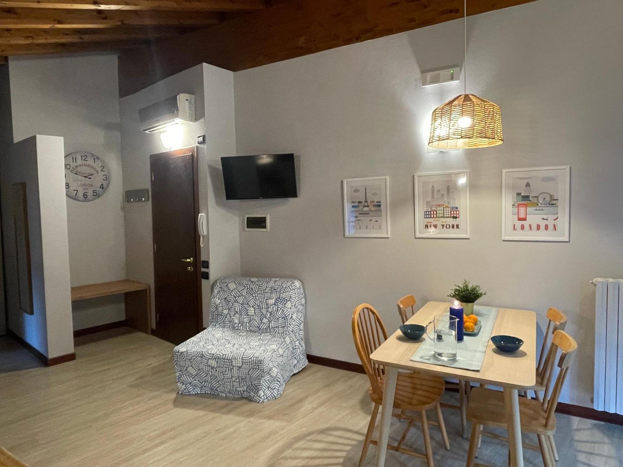Villa Maria Apartments Moniga del Garda Exterior photo